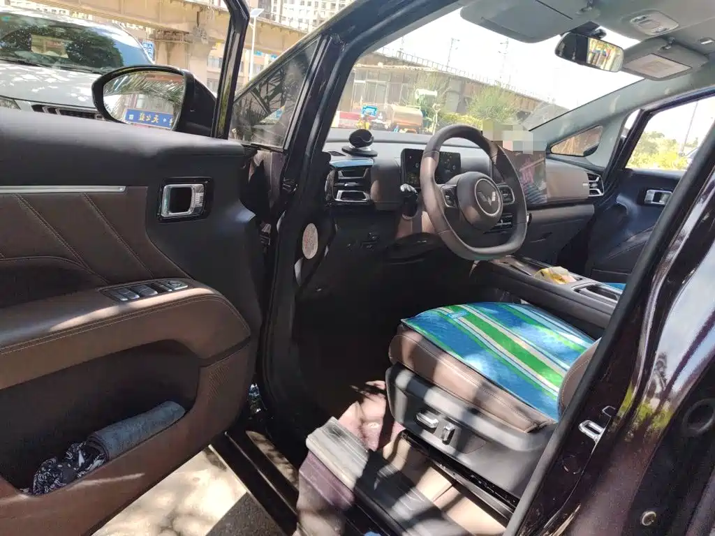 Wuling Xingguang 730 New Energy — миниатюра 12
