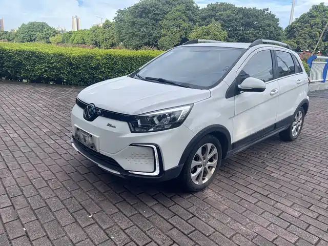 2021 BAIC Senova X25