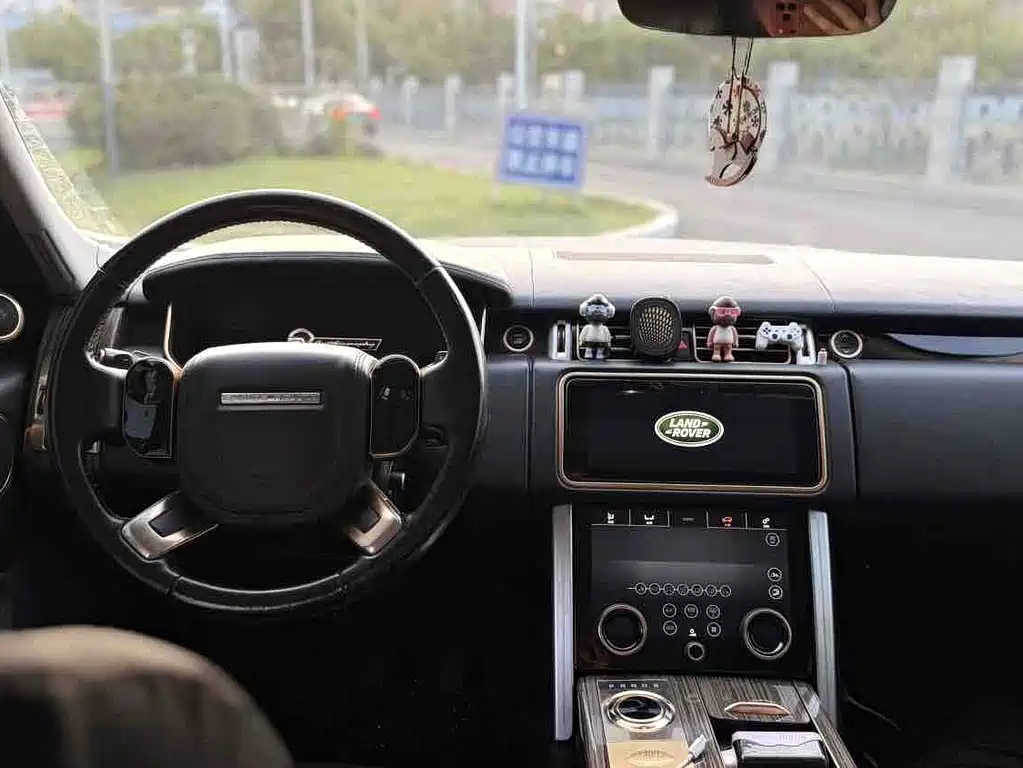 Land Rover Range Rover 2018 3.0 SC V6 Vogue Long Wheelbase
