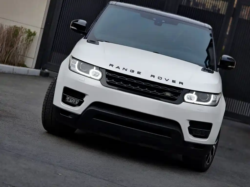 Land Rover Range Rover Sport 2017 3.0 SC V6 SE