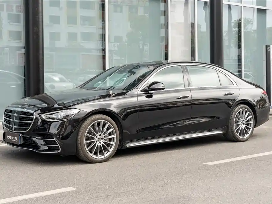 Mercedes-Benz S-Class 2025