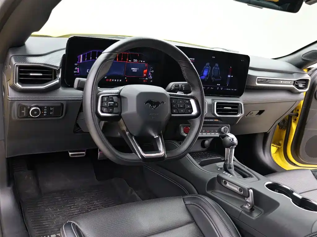 Ford Mustang 2024 2.3T EcoBoost