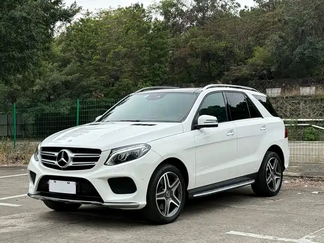 MERCEDES-BENZ GLE