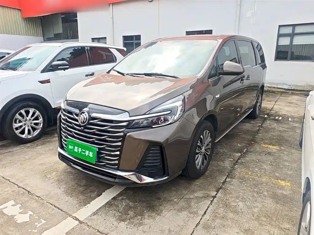 Buick GL8 2023