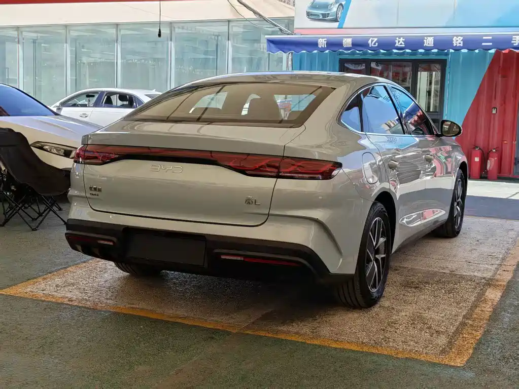 BYD Qin L L 2024 DM-i 120KM