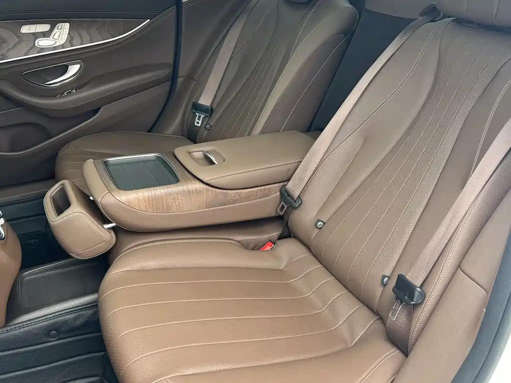 Mercedes-Benz E-Class E 2018 E 300 L Fashion