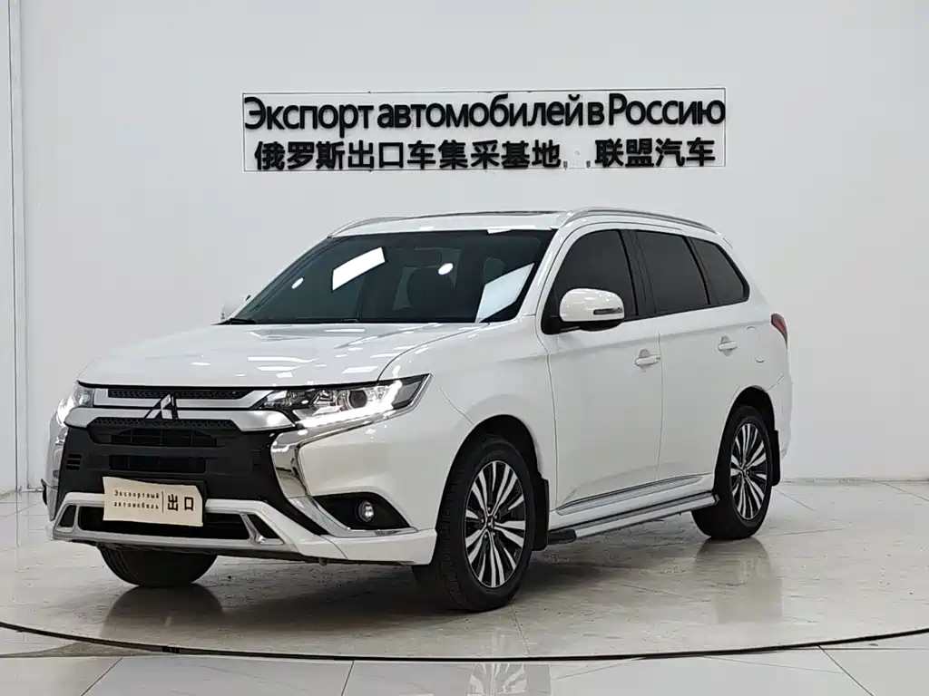 Mitsubishi Outlander 2023