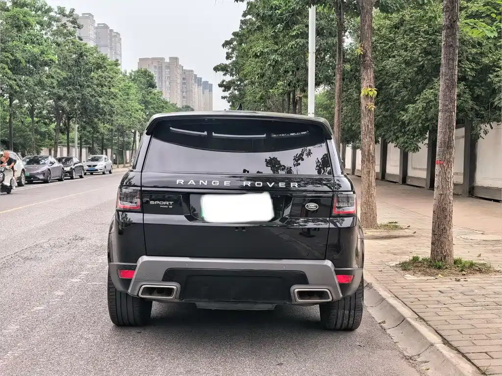 Land Rover Sport PHEV — миниатюра 16