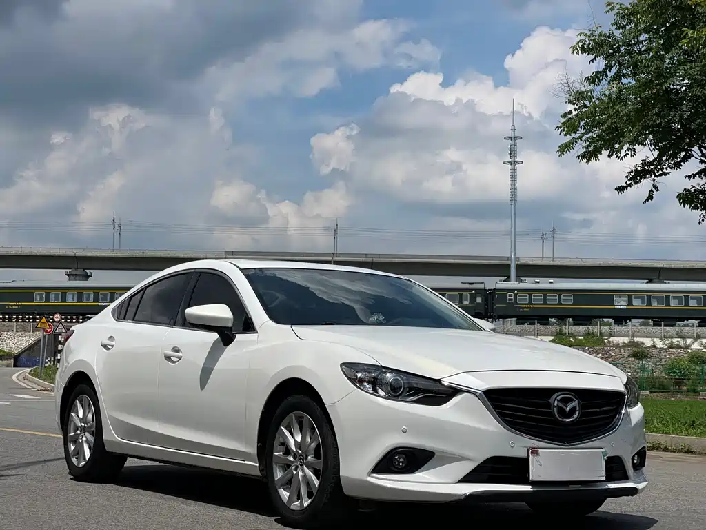 Mazda Atenza 2014 2.0L Fashion