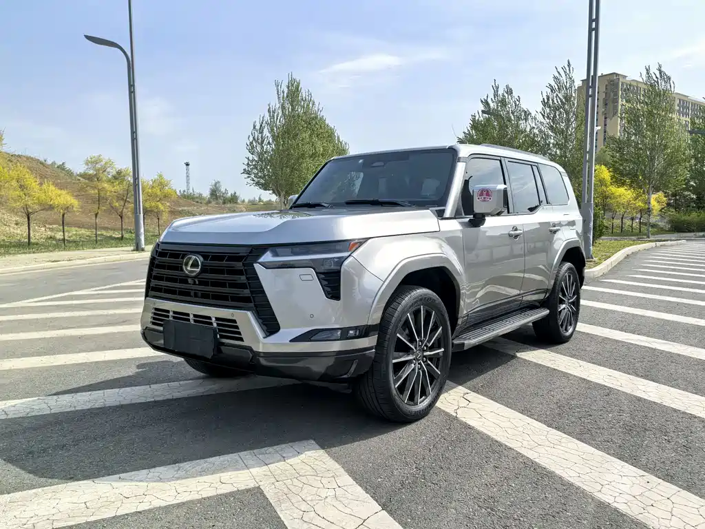 Lexus GX 2025