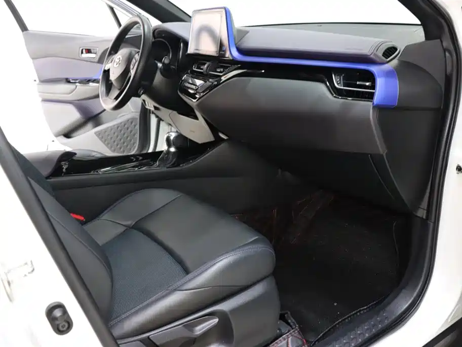 Toyota C-HR 2020 2.0L Lead