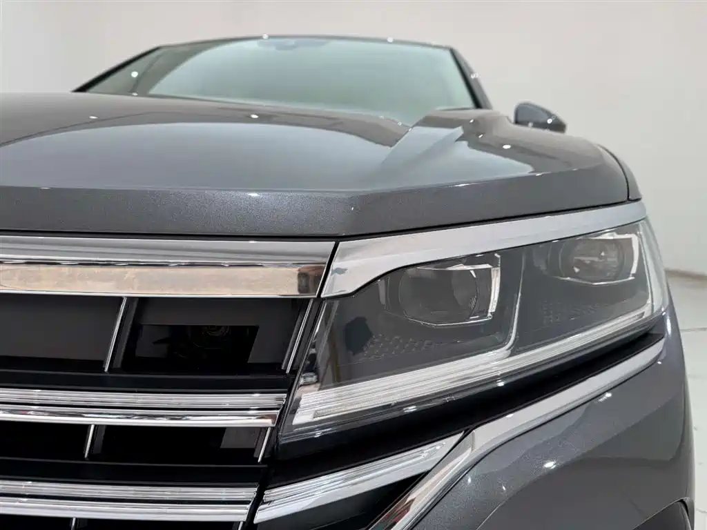 Volkswagen Touareg 2019 3.0TSI V