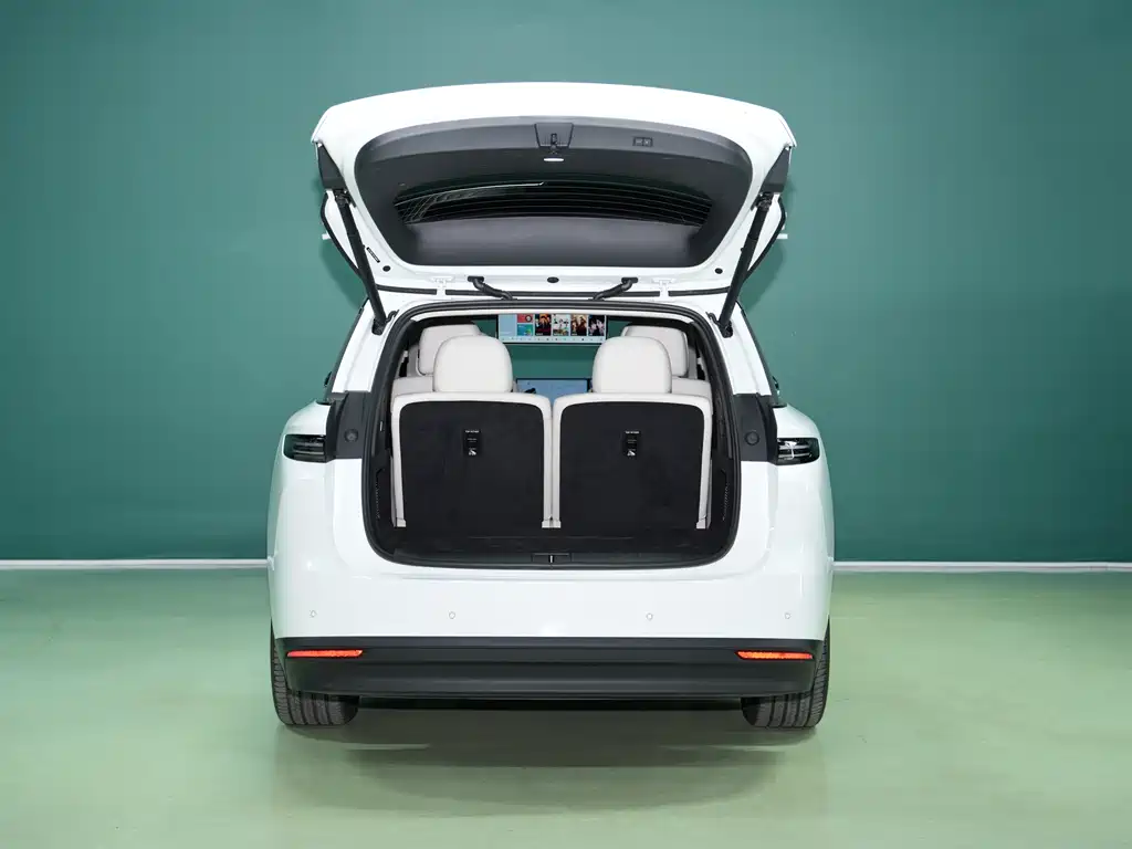 Li Auto i8 2025 Standard