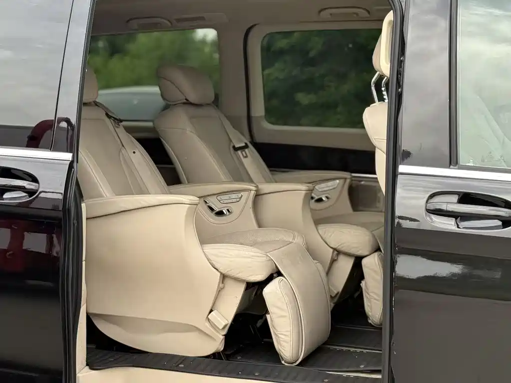 Mercedes-Benz V-Class V 2016 V 260 L Luxury Long Wheelbase