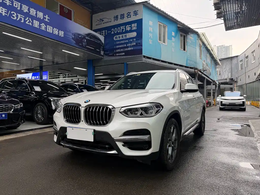 BMW X3 2021