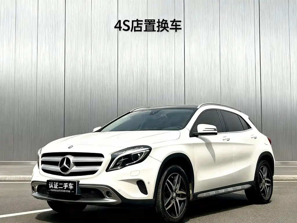 Mercedes-Benz GLA 2016