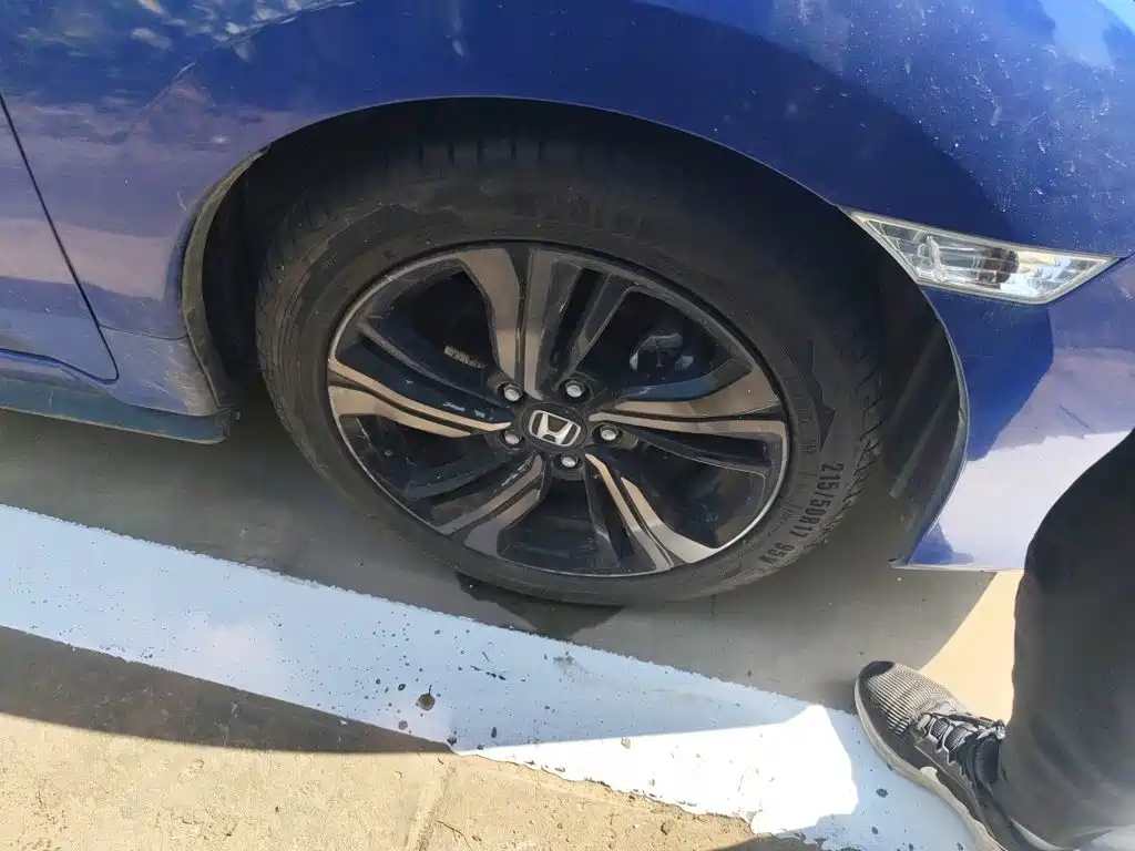 Honda Civic — миниатюра 10