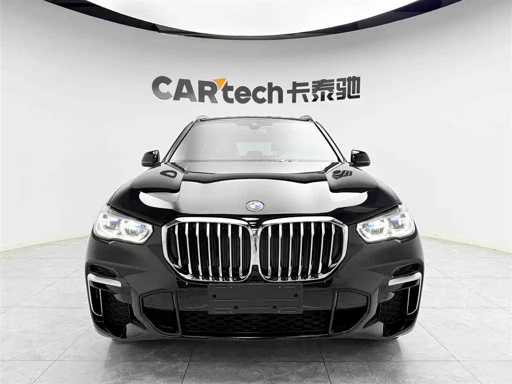 BMW X5 2022 xDrive 40Li M Sport