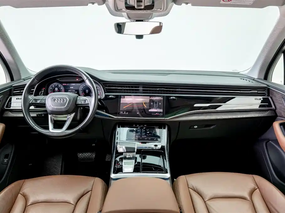 Audi Q7 2023 55 TFSI quattro S line Sport
