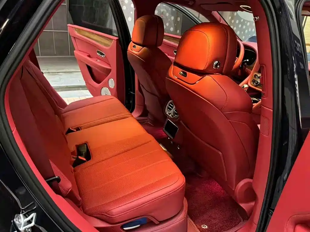 Bentley Bentayga 2022 4.0T V8
