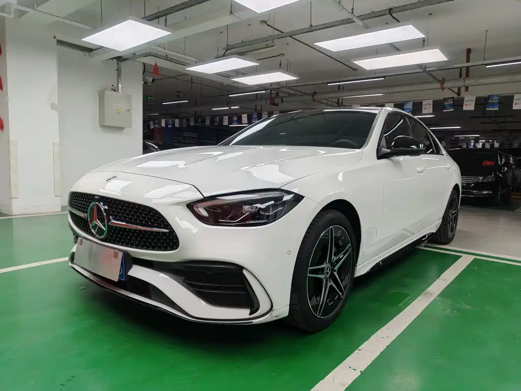 Mercedes-Benz C-Class 2024