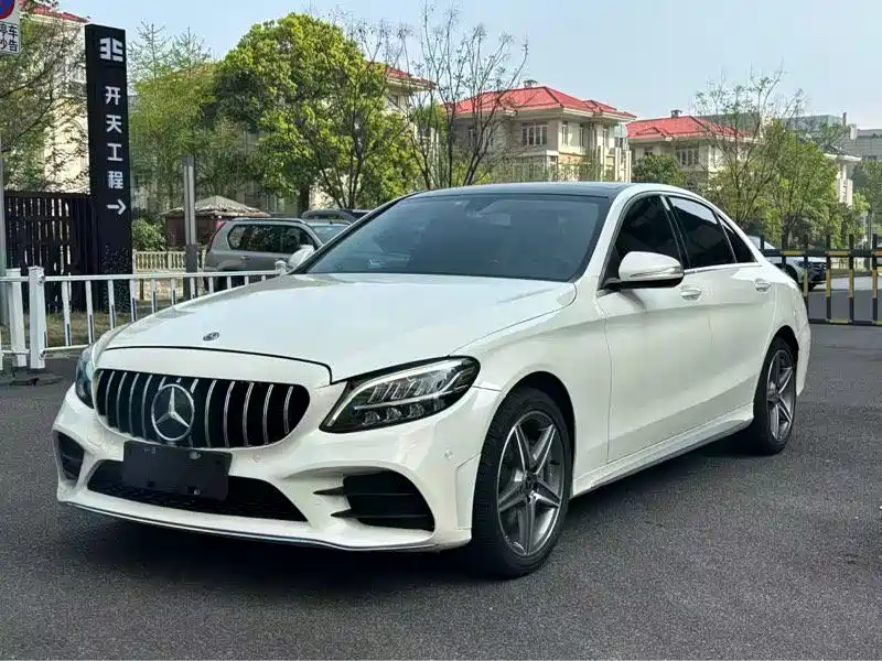 Mercedes-Benz C-Class 2019