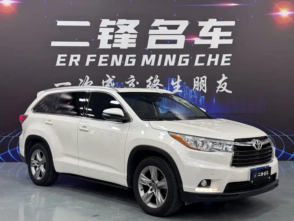 Toyota Highlander 2017 2.0T Luxury 7 мест