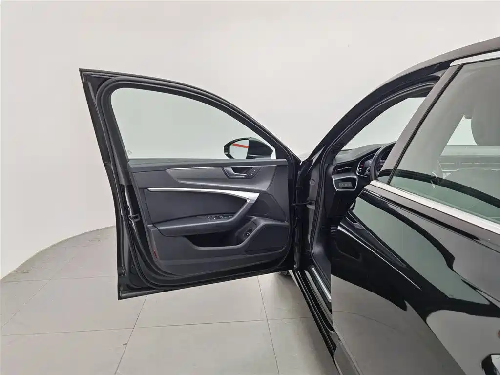Audi A6L 2020 40 TFSI Luxury