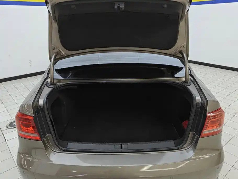 Volkswagen Magotan 2013 2.0TSI Luxury