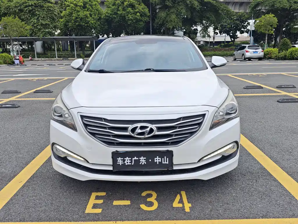 Hyundai Mistra 2016 1.6T AT Flagship TOP