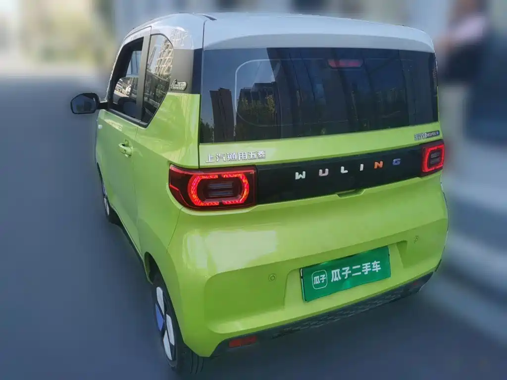Wuling MINIEV — миниатюра 5