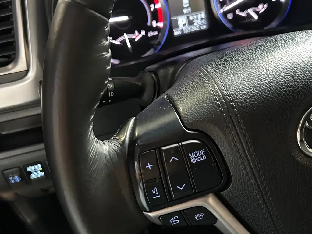 Toyota Highlander 2.0T 4WD Luxury Edition 7 seats, фото 17