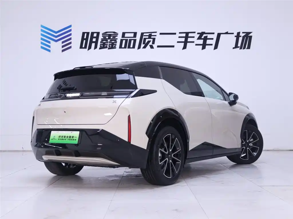 Zeekr X 2025 мест