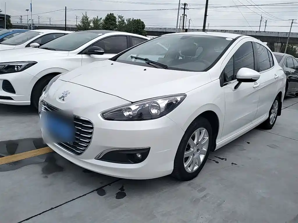 Peugeot 308 2015