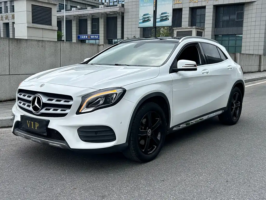 Mercedes-Benz GLA 2019
