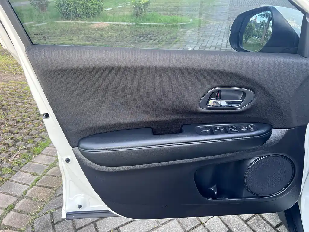 Honda Vezel 2020 220 TURBO CVT Elite