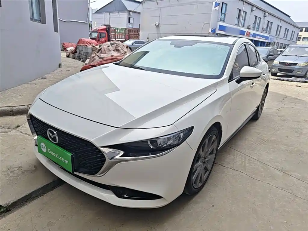 Mazda 3 Axela 2021