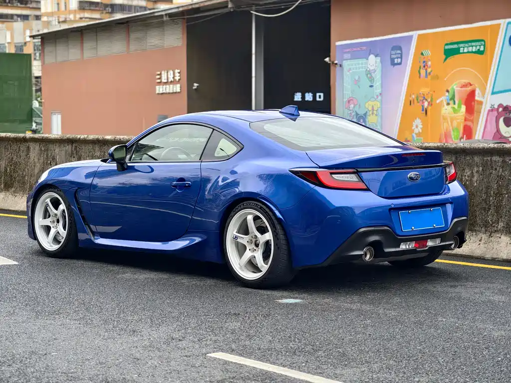 SUBARU BRZ
