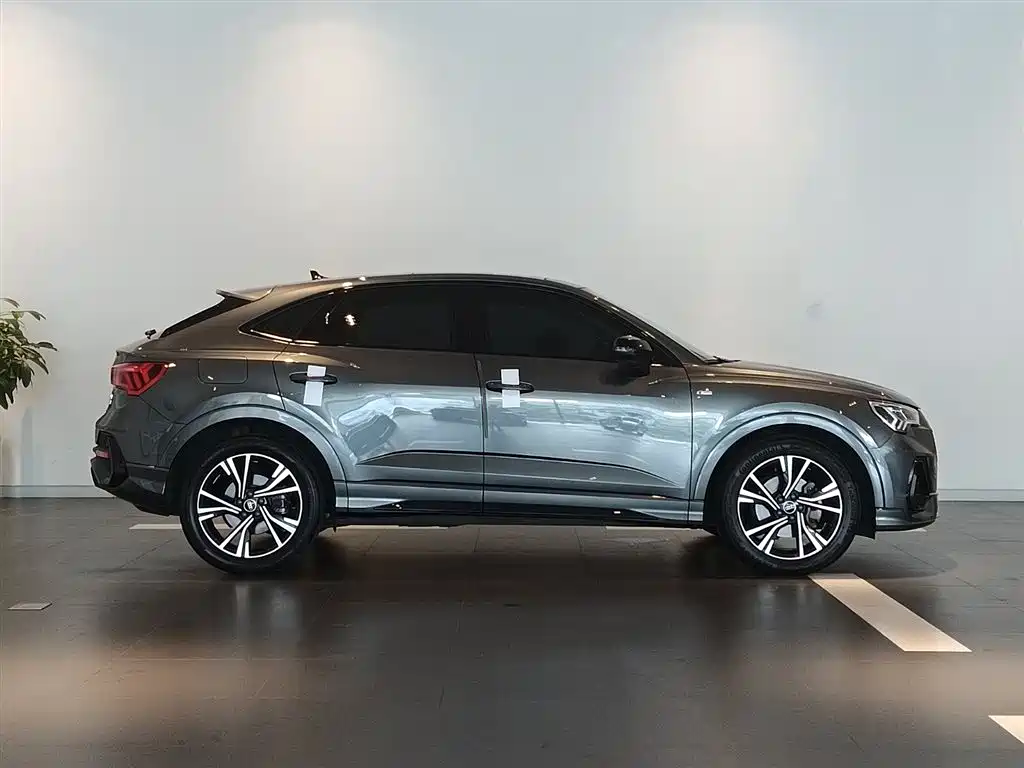 Audi Q3 Sportback 2023 40 TFSI Fashion
