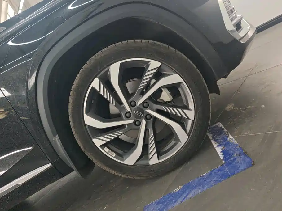 Geely Xingyue L — миниатюра 6