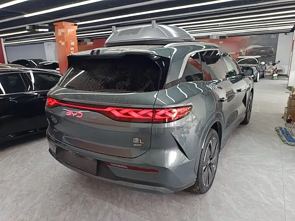 BYD Tang L L 2025 DM 175KM