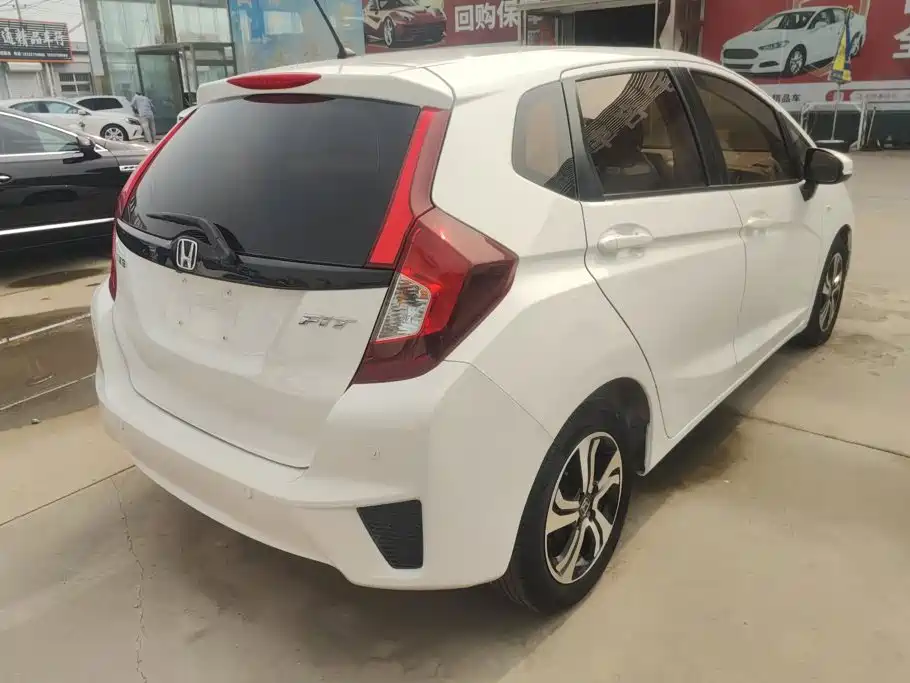Honda Fit 2016 1.5L LXS CVT Comfort