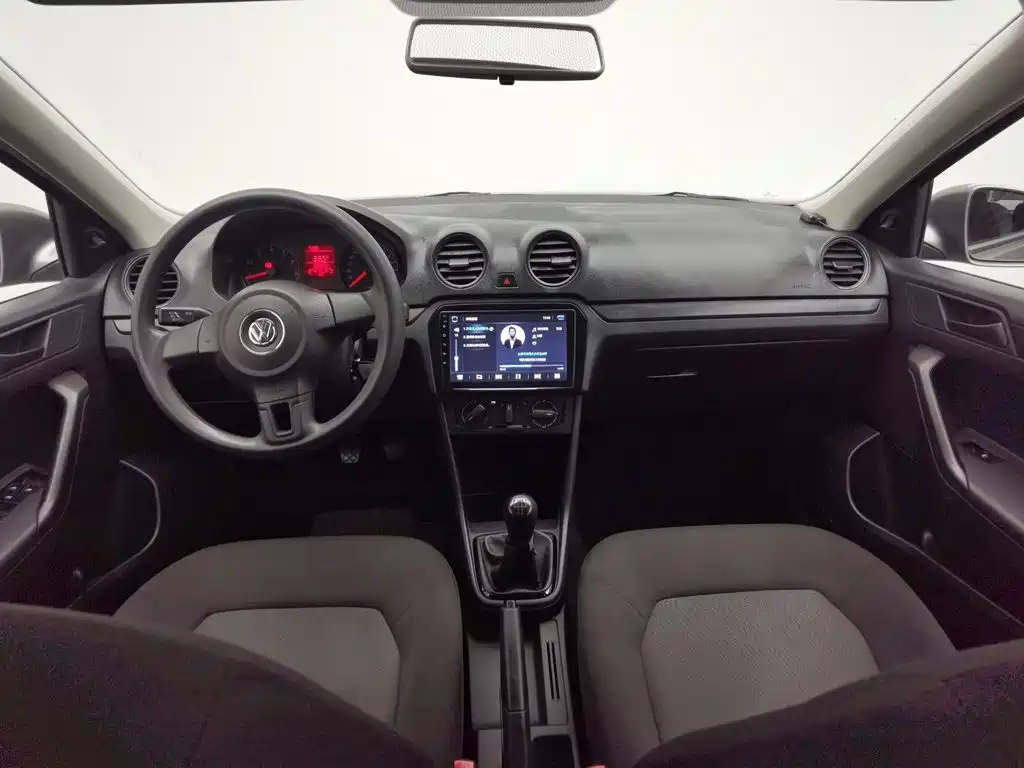 Volkswagen Jetta 2015 1.6L MT Fashion