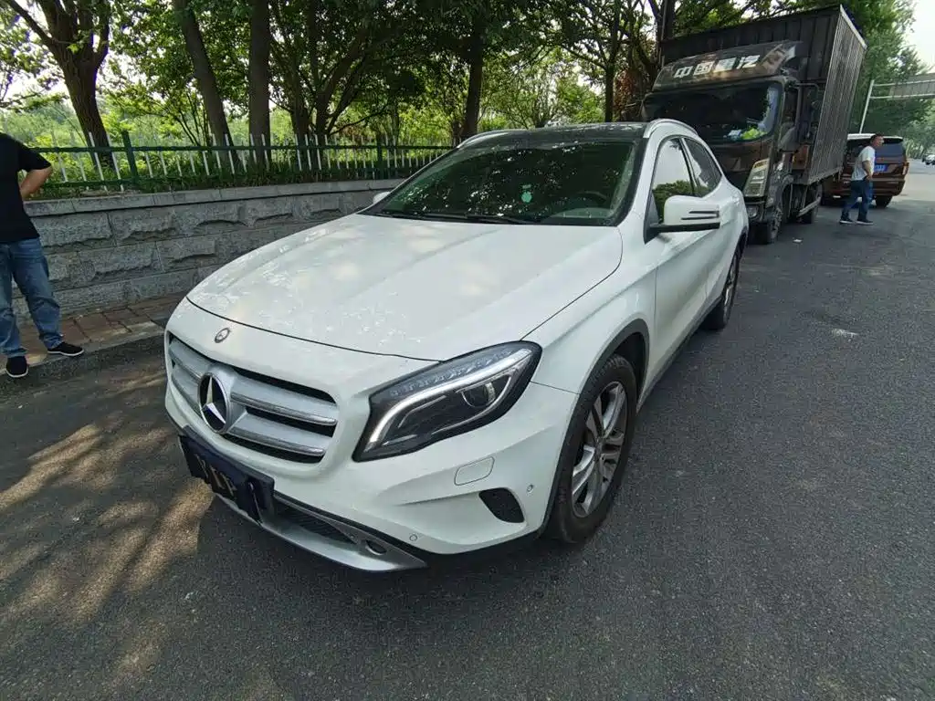 Mercedes-Benz GLA (Import) 2015