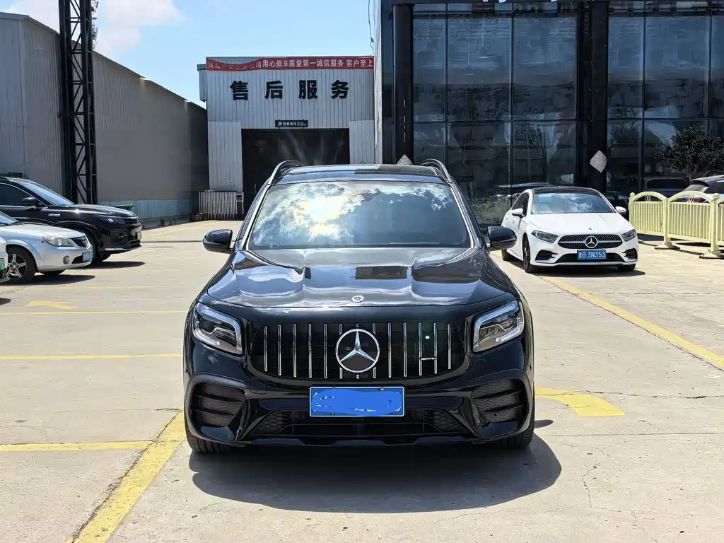Mercedes-Benz GLB A MG 2023 AMG GLB 35 4MATIC