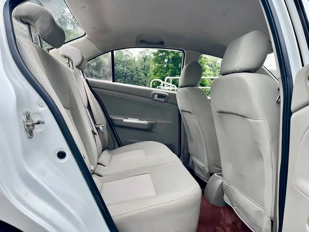 Changan Yuexiang V3 1.4L Manual Cozy Type China IV, фото 15