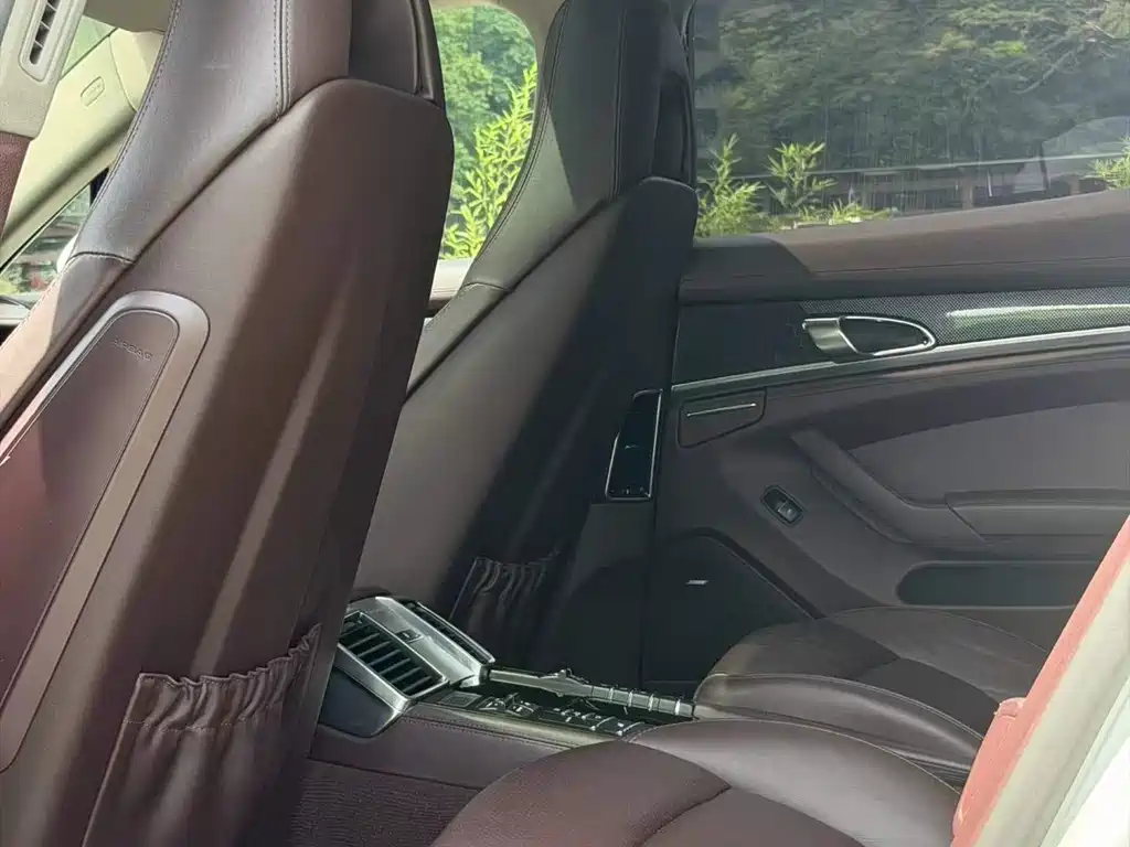 Porsche Panamera 2014 Panamera 4 3.0T