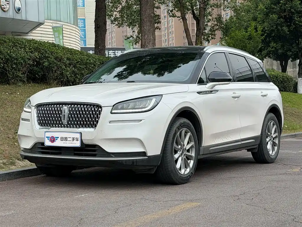 Lincoln Corsair 2020