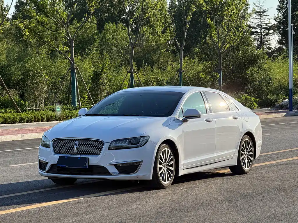 Lincoln MKZ