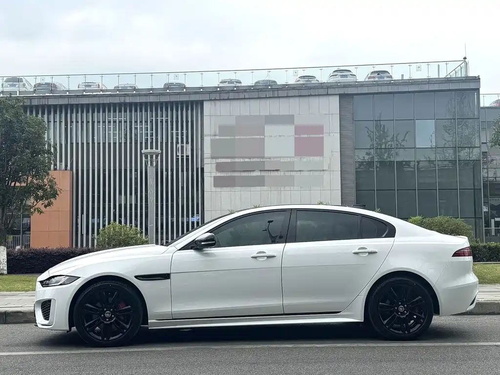 Jaguar XEL 2024 2.0T 250PS R-DYNAMIC S Sport